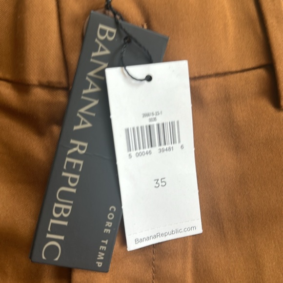 Banana Republic Aiden Short W 35 inL 9in. NWT - Picture 4 of 4